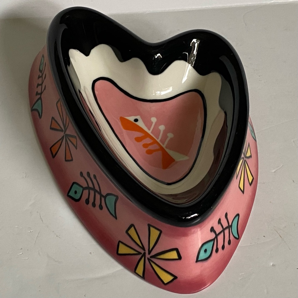 Heart Shaped Cat Bowl Food Pink Ceramic Fish Bones Hand Painted Karherine’s Coll